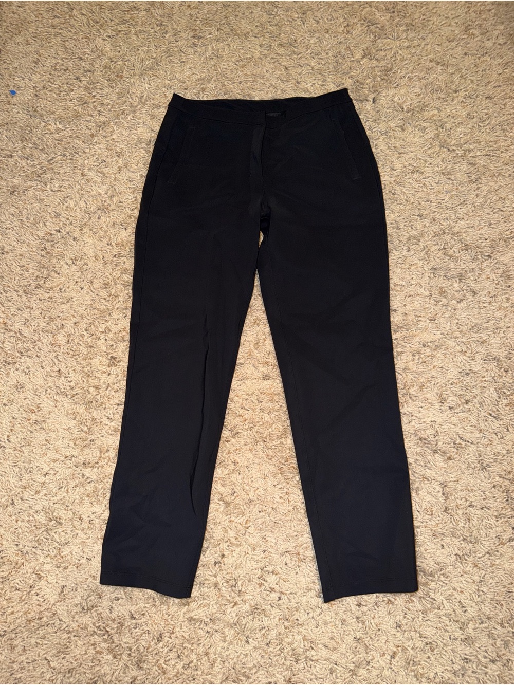 Lululemon size 6 ladies in the move trouser pants